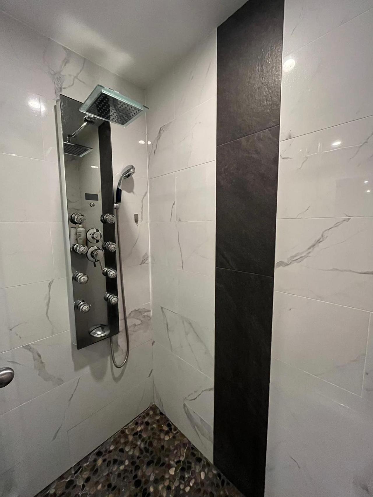 Apartament Modern Cozy Unit Near Geno'S & Pat'S Filadelfia Zewnętrze zdjęcie